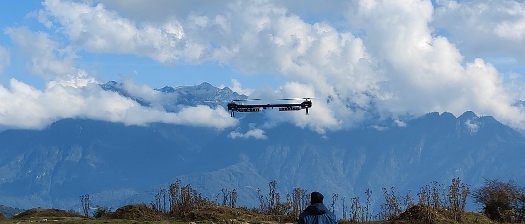 Autonomous Mini Helicopter IIT Kanpur